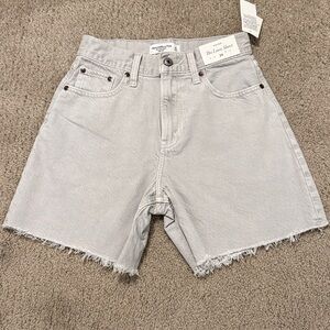 NWT Abercrombie High Rise Loose Shorts